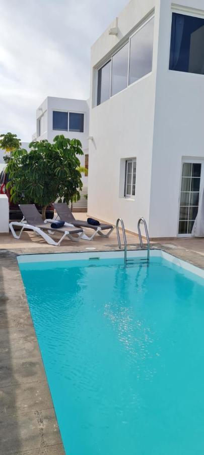 Villa Pousadoiro Playa Blanca (Lanzarote) Exterior foto